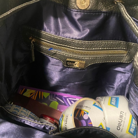 LUXE grey quilted drawstring bucket back pack - Picture 6 of 6